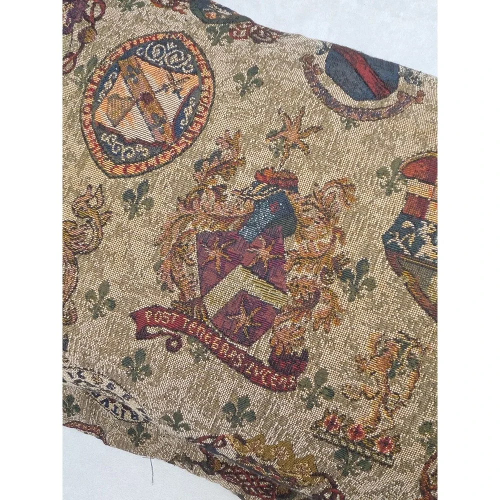 Vtg Tapestry Jacquard Medieval European Castlecore Heraldic‎ Crest Pillow Sham